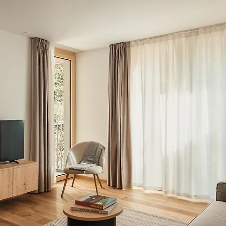 Residenza Castanea Daire San Bernardino